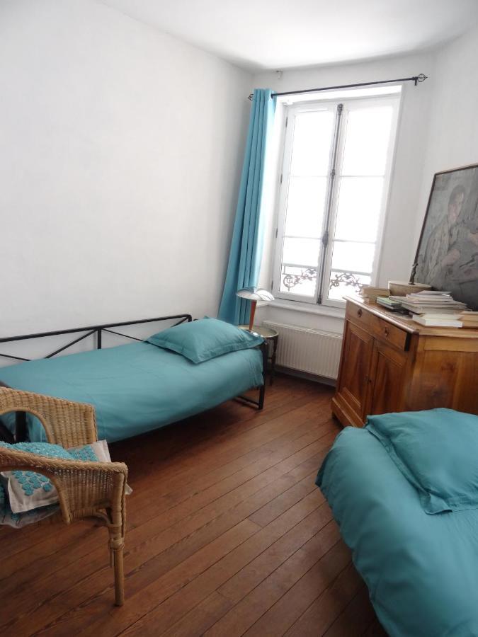 Bed and Breakfast L'Escalier Des Reves Saint-Sauveur-en-Puisaye Zewnętrze zdjęcie