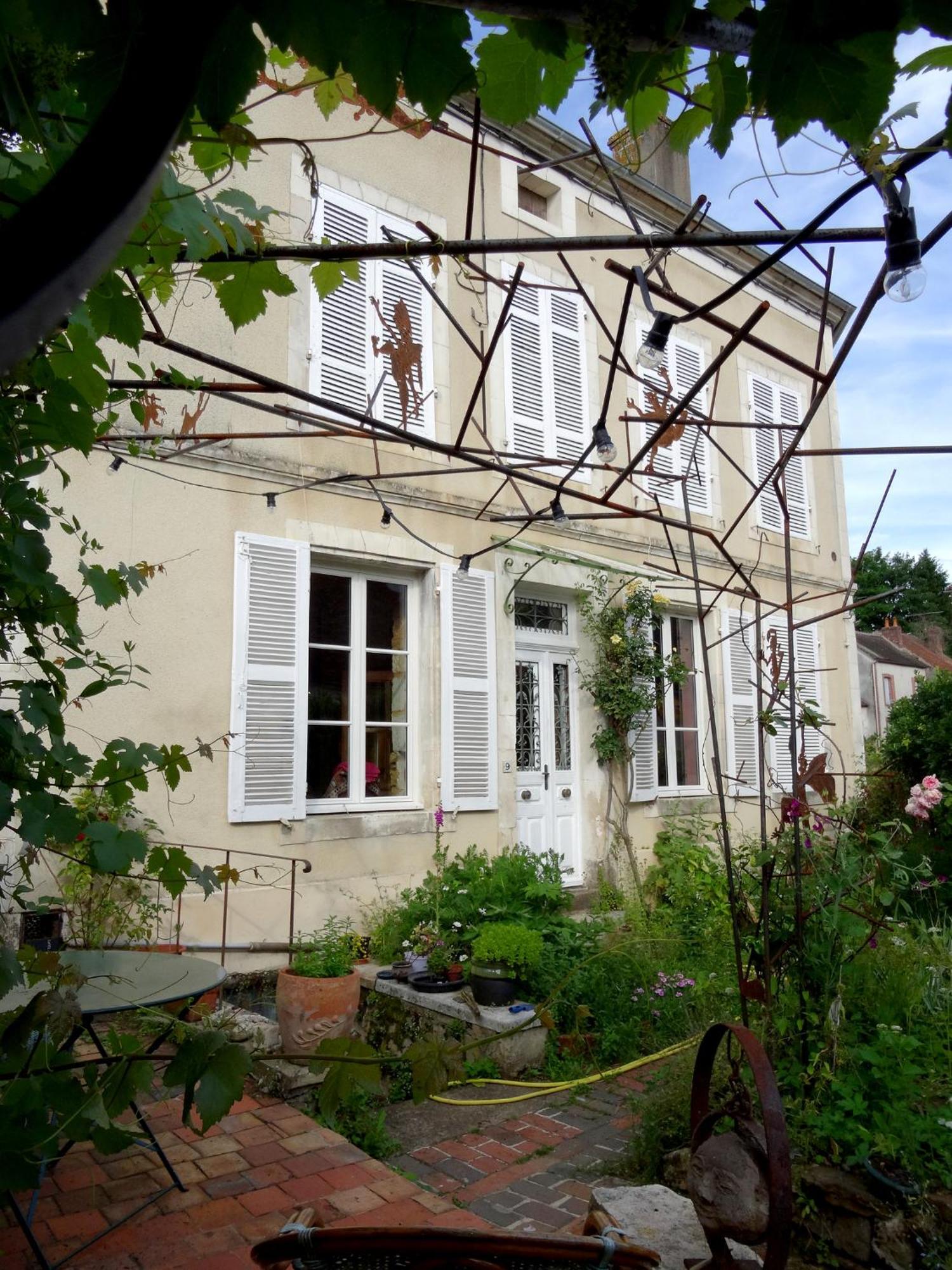 Bed and Breakfast L'Escalier Des Reves Saint-Sauveur-en-Puisaye Zewnętrze zdjęcie
